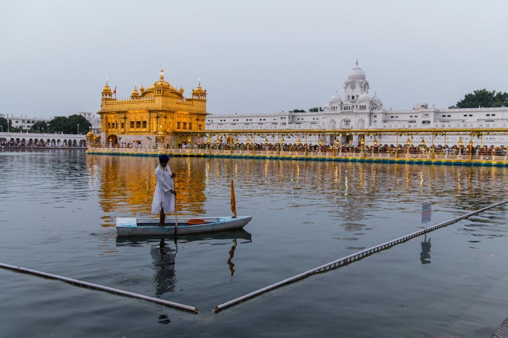 Why Book Akaal Travel for Your Sikh Heritage Tour ? – Akaal Travel